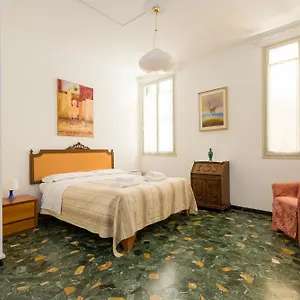 Kyra's House , Venecia Italia
