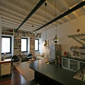 Casa Leopardo , Roma Italia