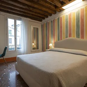Rialto - Sant'aponal Prestige , Venecia Italia